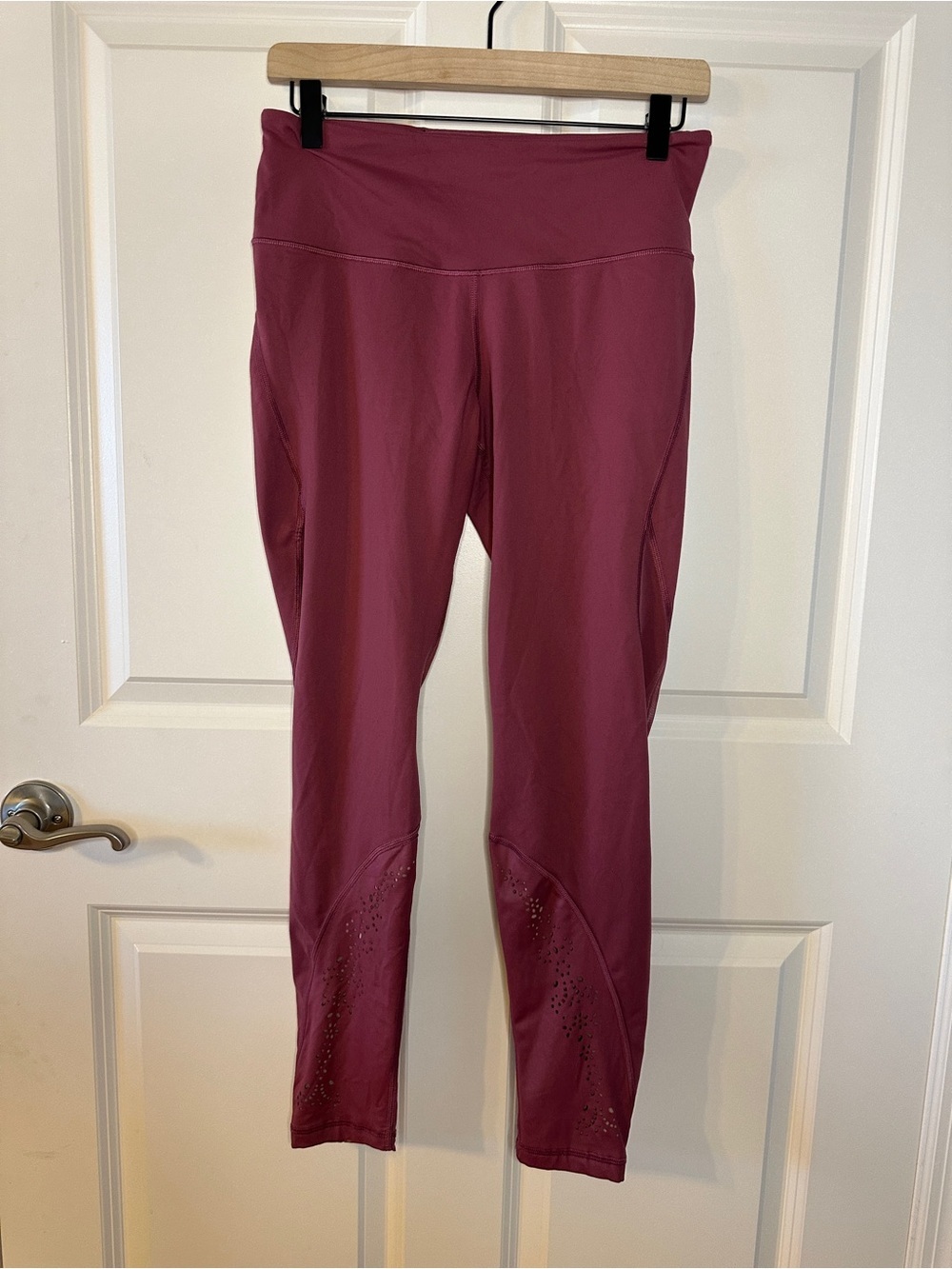 Victoria’s Secret Sport Knockout Leggings Pink Laser Cut High Rise Size M